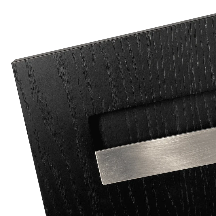 Material Wood black oak